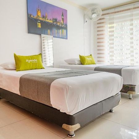 Hotel Boutique Laureles Home - Ayenda 1258 (Adults Only) Меделин Екстериор снимка