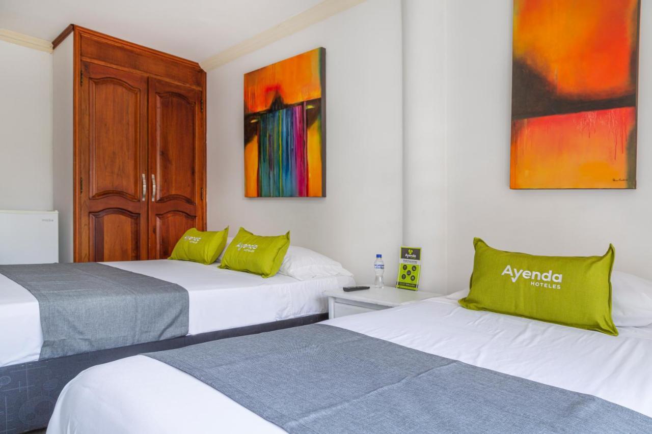 Hotel Boutique Laureles Home - Ayenda 1258 (Adults Only) Меделин Екстериор снимка
